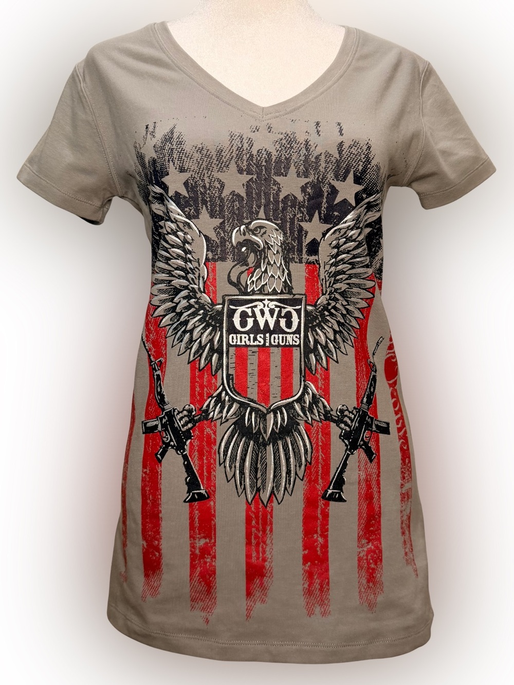 Girls With Guns GWG Eagle USA Flag Graphic V Neck Tee Womens M Independence Day